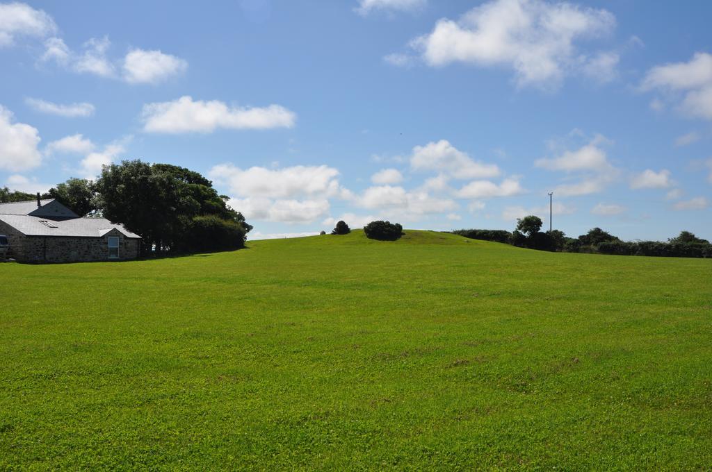 Вилла The Barn At Cae Bach Gwalchmai Экстерьер фото