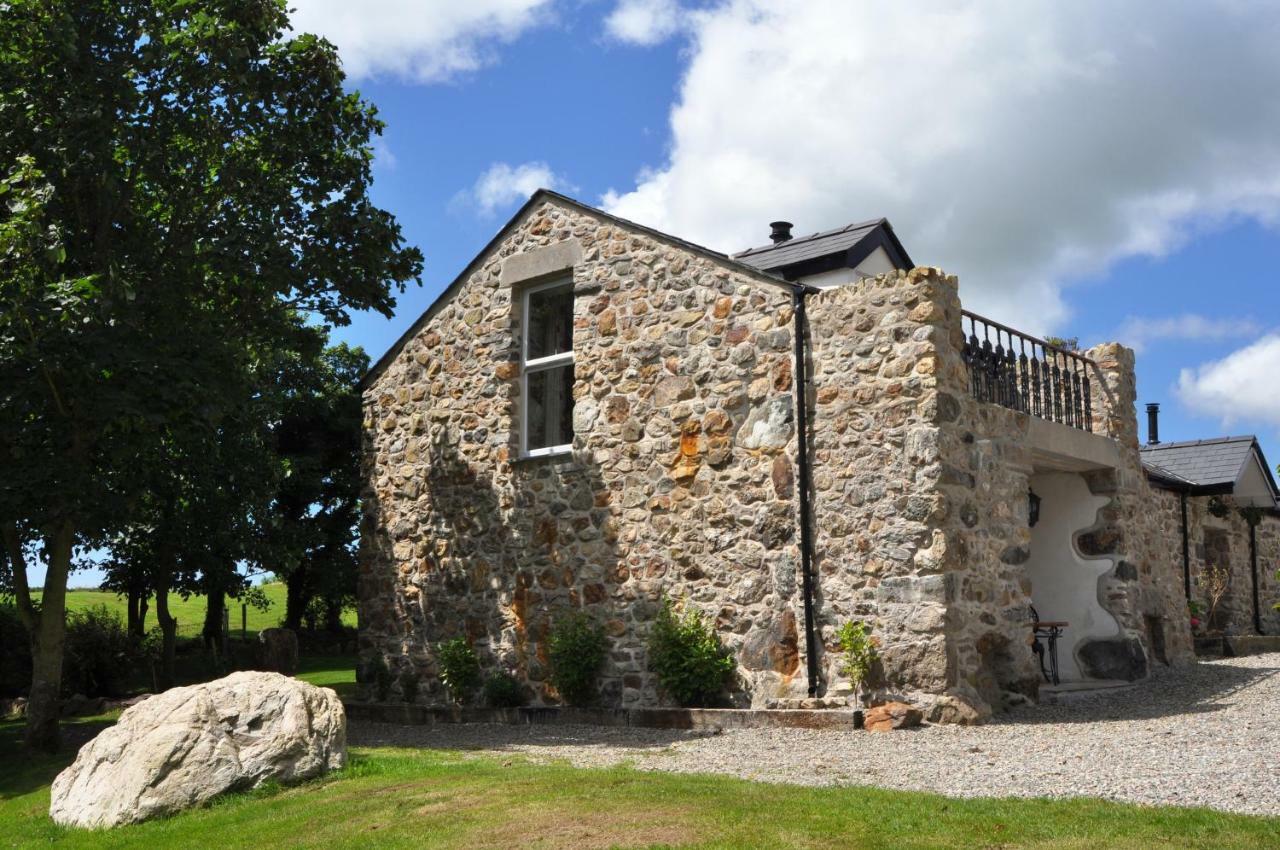 Вилла The Barn At Cae Bach Gwalchmai Экстерьер фото