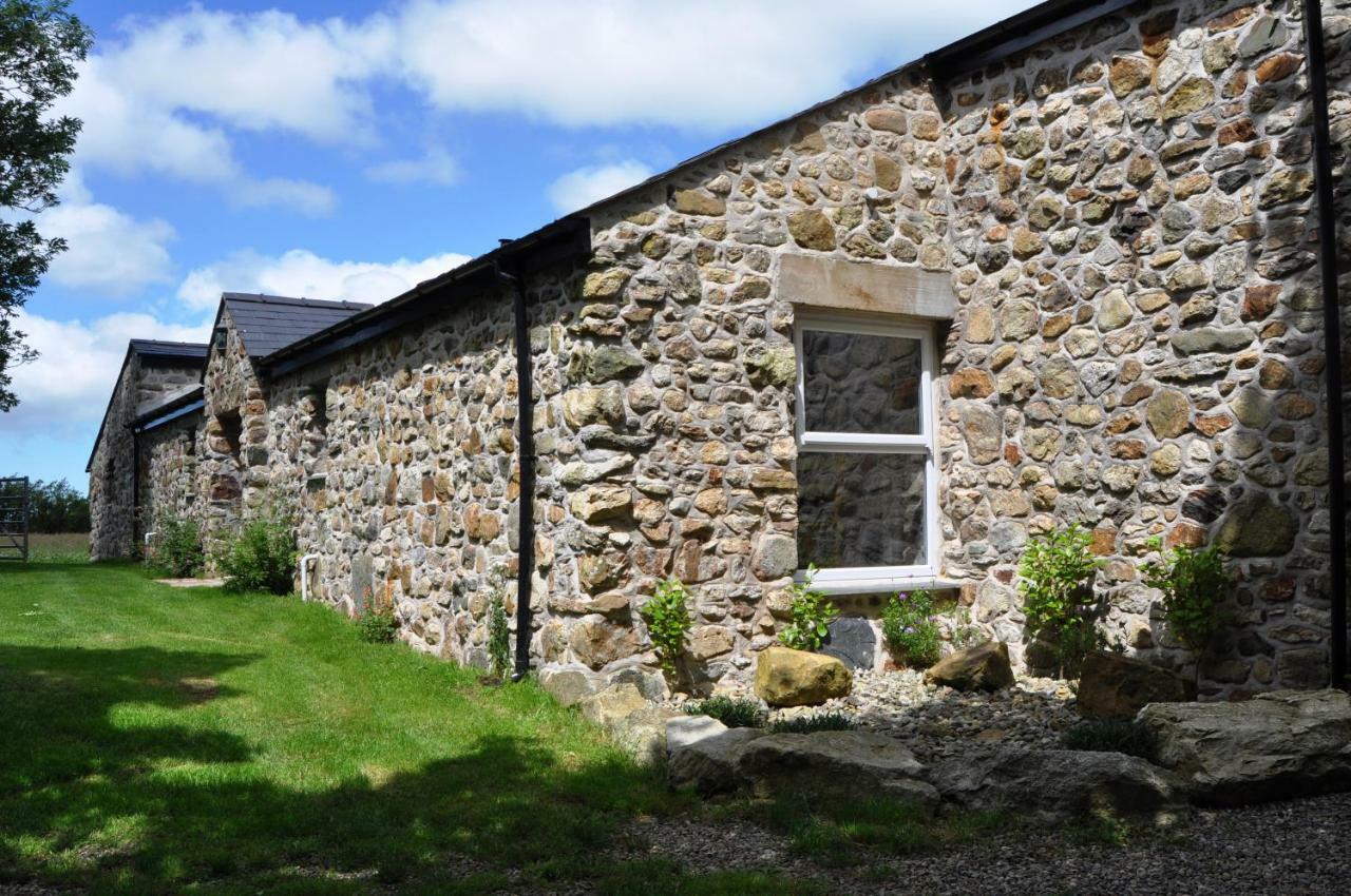 Вилла The Barn At Cae Bach Gwalchmai Экстерьер фото