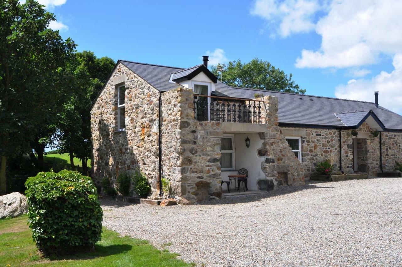 Вилла The Barn At Cae Bach Gwalchmai Экстерьер фото
